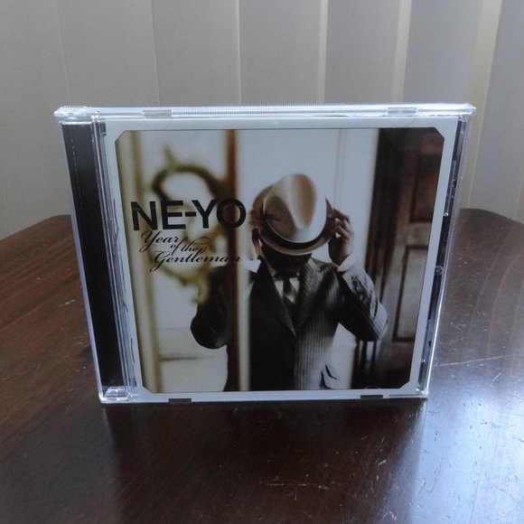 💎 NE-YO CD ~ Year of the Gentleman ~ Like NEW - Picture 1 of 3